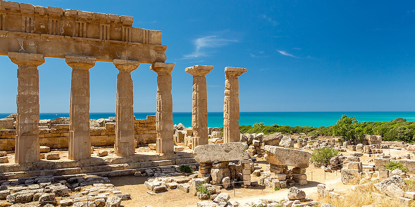 Cruising the Mediterranean: Sicily, Sardinia, and Mallorca – with Smithsonian Journeys Cruising the Mediterranean: Sicily, Sardinia, and Mallorca – with Smithsonian Journeys