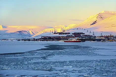 11 Aug 26 - Longyearbyen, Spitsbergen