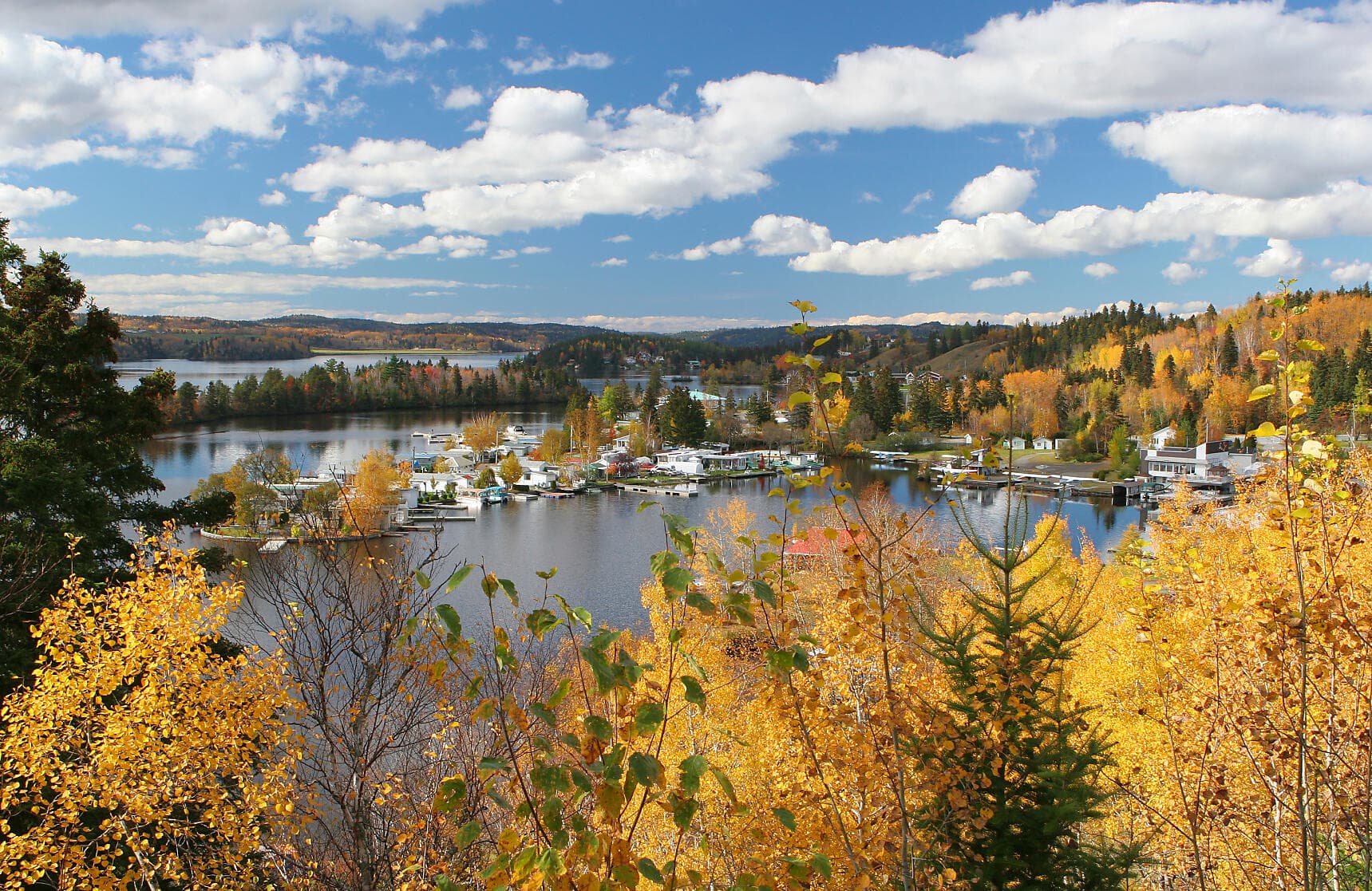 Fall Foliage on the St. Lawrence: Québec to the Canadian Maritimes – with Smithsonian Journeys ©Istockphoto
