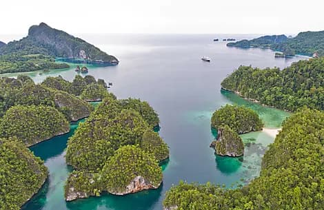 12 Dec 26 - Triton Bay, West Papua