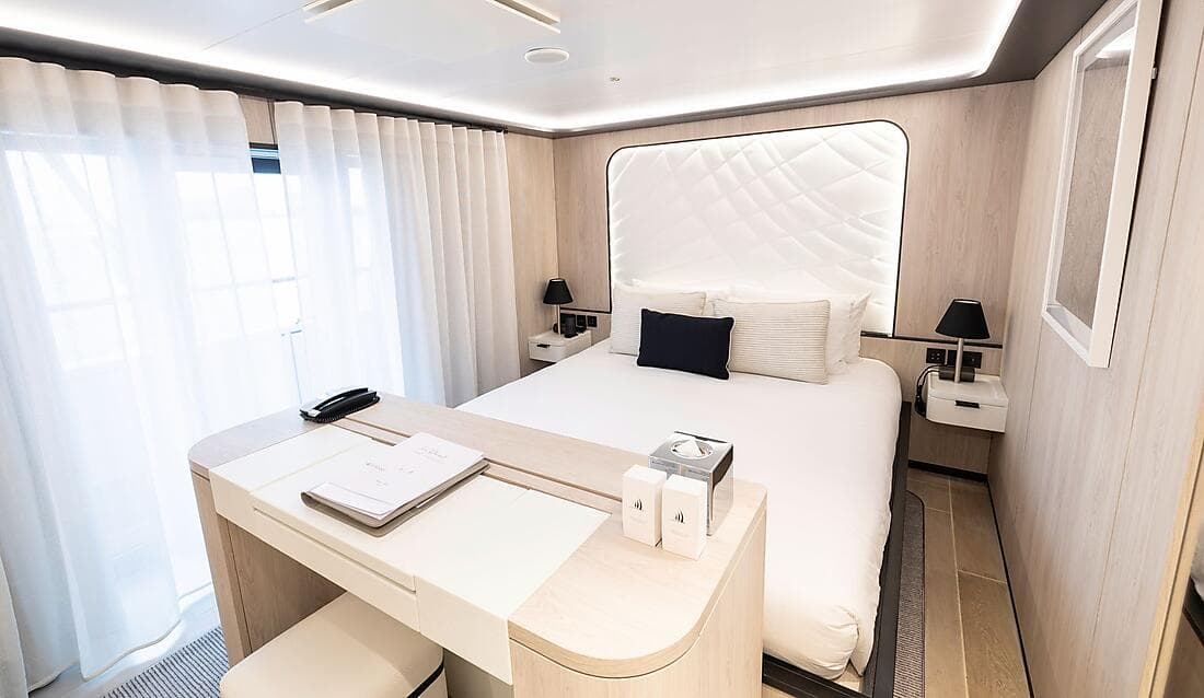 Carousel cabins: Alizés Prestige Stateroom with balcony