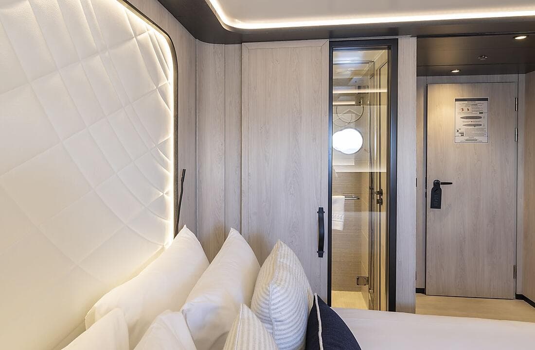 Carousel cabins: Mistral Stateroom