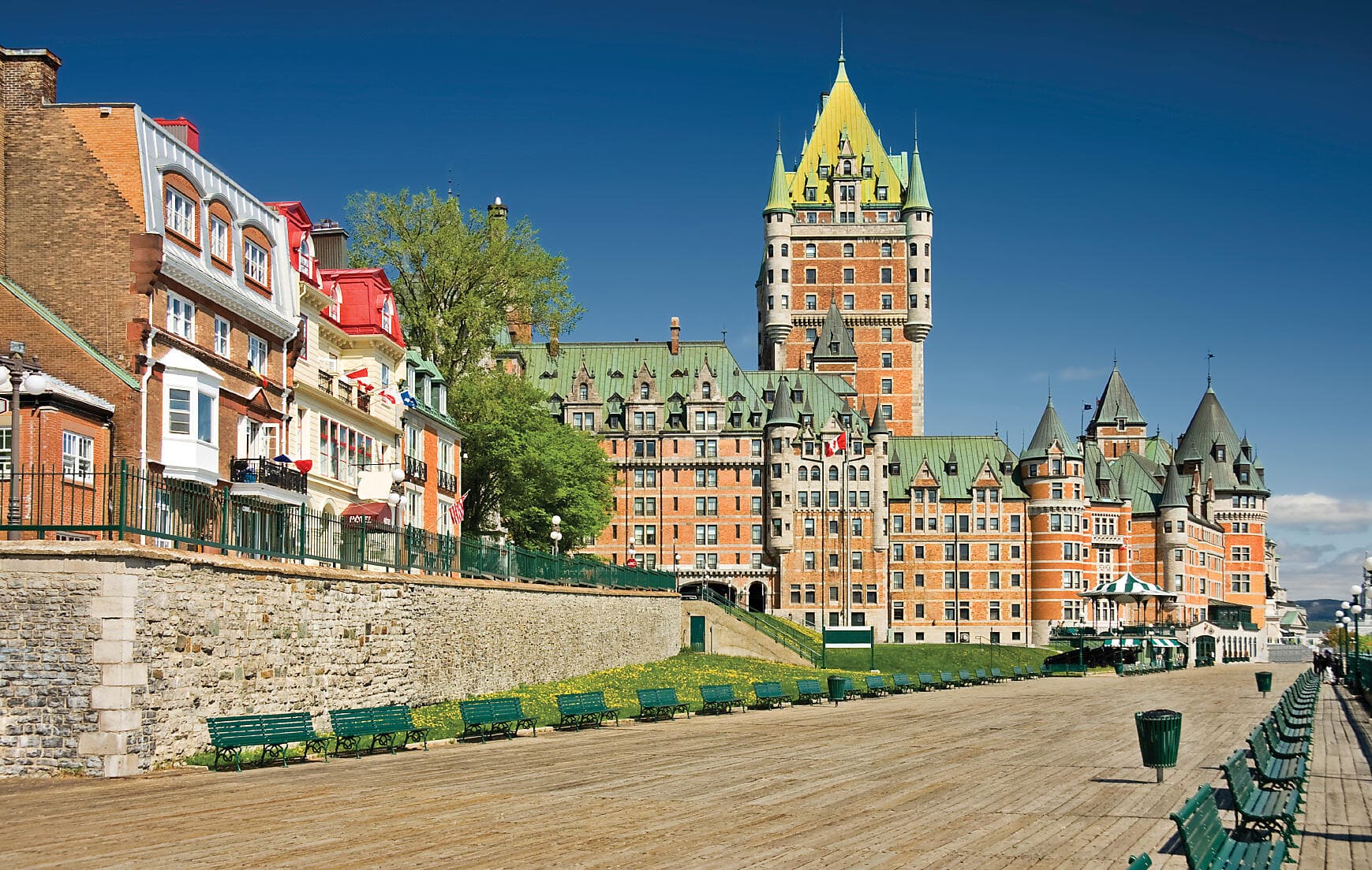 From Québec to the Big Apple: nature & remarkable cities 
