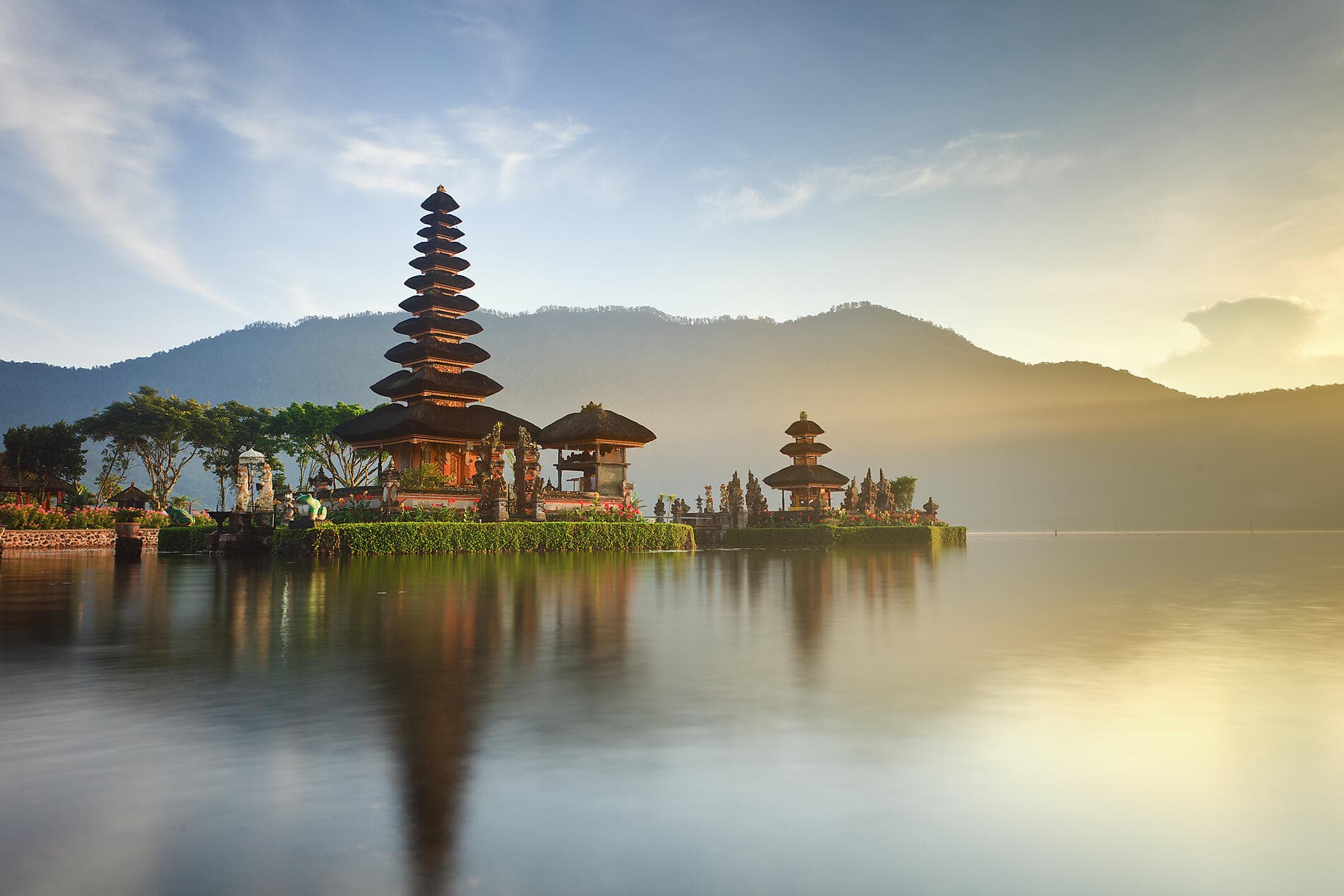 Indonesia’s Sacred Temples and Natural Sanctuaries 