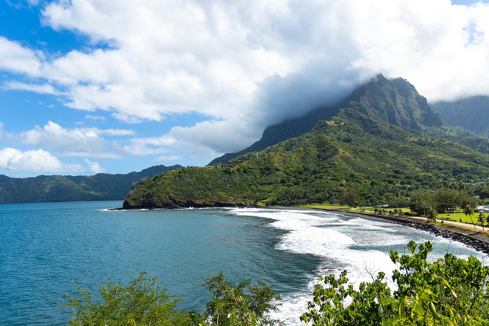 Polynesian Bliss: Marquesas, Tuamotu and Society Islands