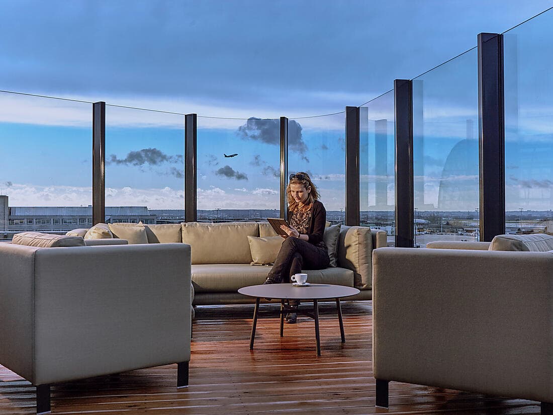 COMFORT PACKAGE: NIGHT IN PARIS CDG 