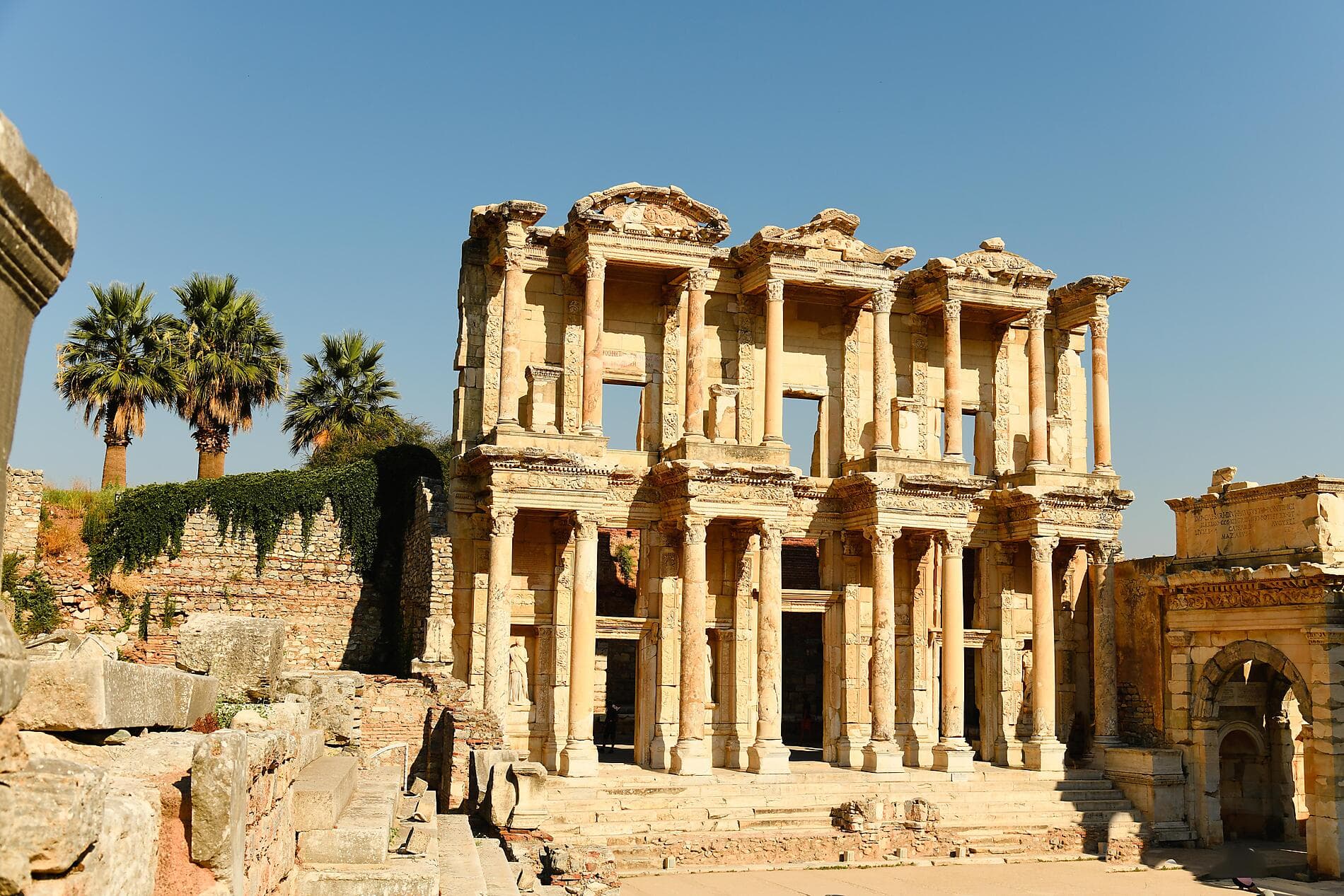 The Mediterranean: in the Footsteps of Great Civilisations 